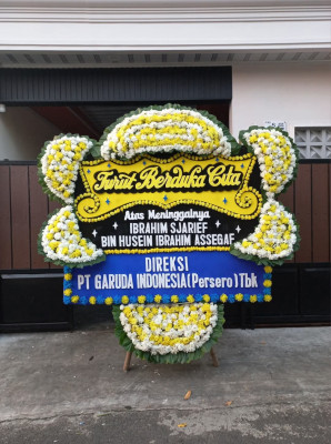 Papan Bunga Duka di Lembo Raya